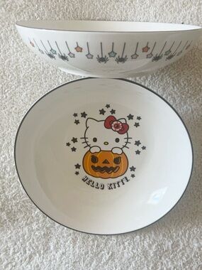 Hello Kitty Halloween Pasta Bowl Set